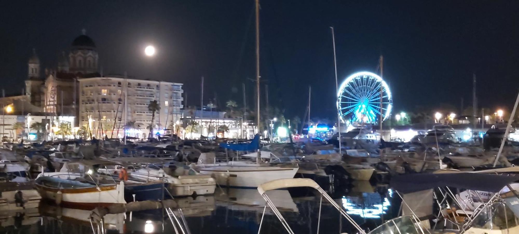 Sublime Vue Mer,parking,wifi * Fréjus